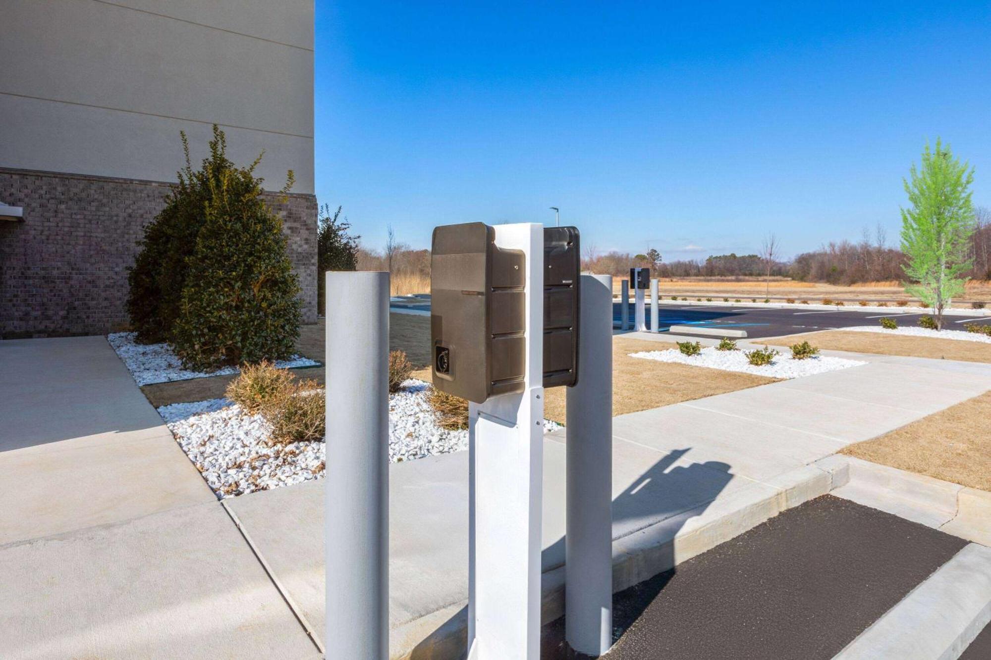 Microtel Inn & Suites By Wyndham Olive Branch Exterior photo